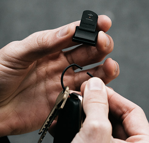 orbitkey x carryology hydra system keyring